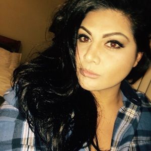 Meet your Posher, Nichole